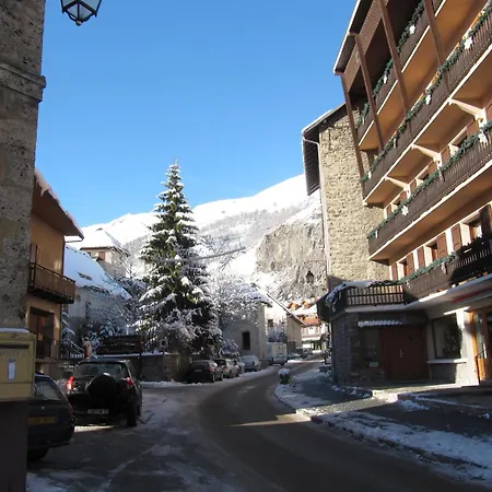 Apartment Duplex 4* Pour 10 Personnes, 5 Pieces, Expose Sud, Au Centre De Valloire, Proche Des Remontees Mecaniques - Fr-1-263-364