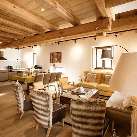 Duplex 4* Pour 10 Personnes, 5 Pieces, Expose Sud, Au Centre De Valloire, Proche Des Remontees Mecaniques - Fr-1-263-364 Apartment